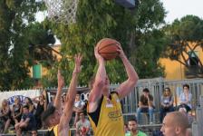 MARTINO CLUB HOTEL E JOHNNY FOX PUB A TUTTA BIRRA