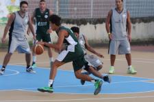 MENNELLA FOTOGRAFA LA LUNA E LE STELLE