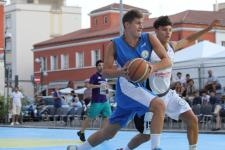 SETTE MINUTI IN PIAZZA, BY MENNELLA