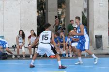 SETTE MINUTI IN PIAZZA, BY MENNELLA