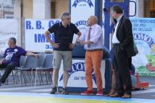 SETTE MINUTI IN PIAZZA, BY MENNELLA